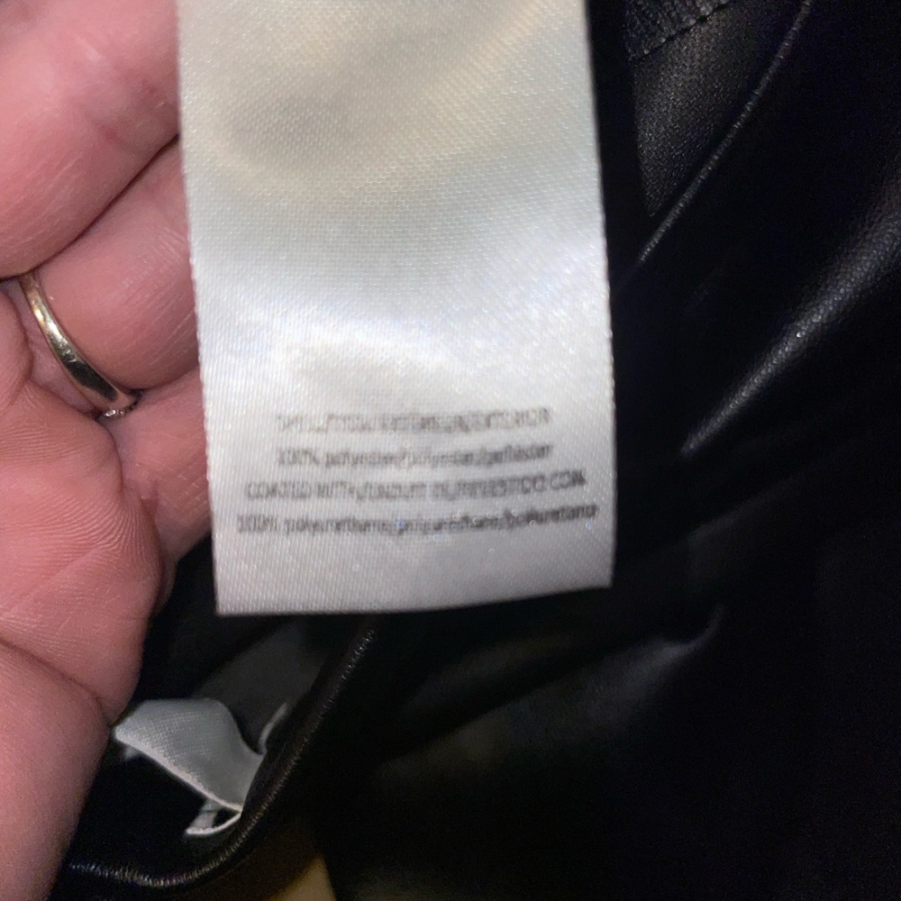 Halston Faux leather pant - Picture 7 of 7